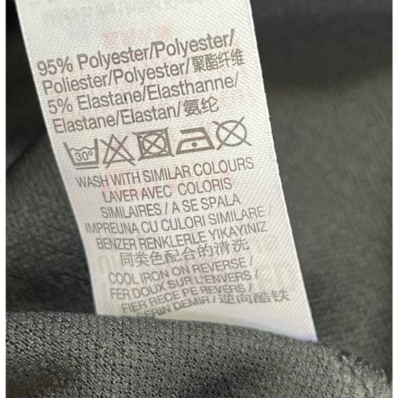 MISSGUIDED Faux Wrap Ruffle Hem and Sleeve Playsuit in Black Size 6 - Picture 7 of 7